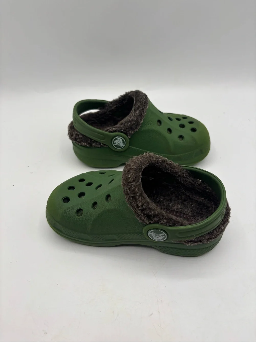 CROCS Kids Baya Fuzzy Lined Clogs Army Olive Green Size C6/C7